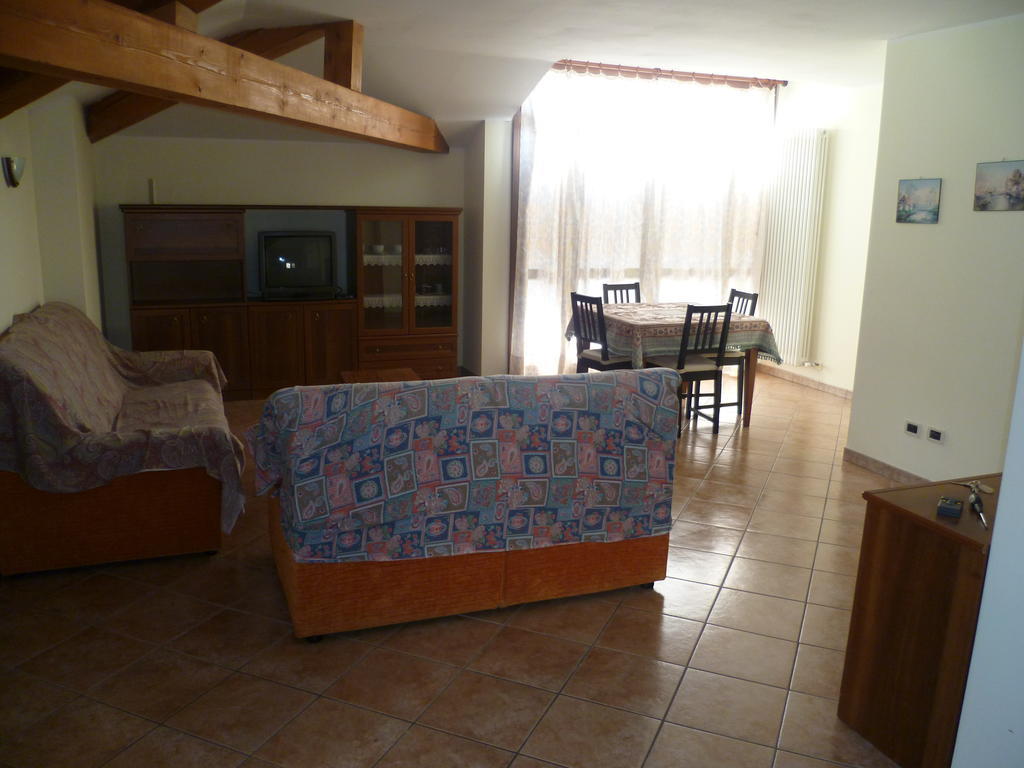 Casa Vacanza Ca Dei Logi Levico Terme Kamer foto